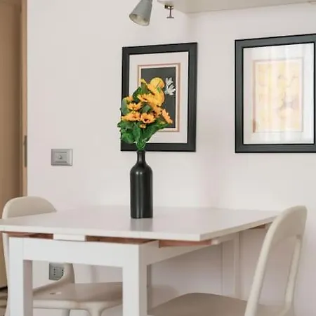 Apartment Celestia Canal View Renovated *